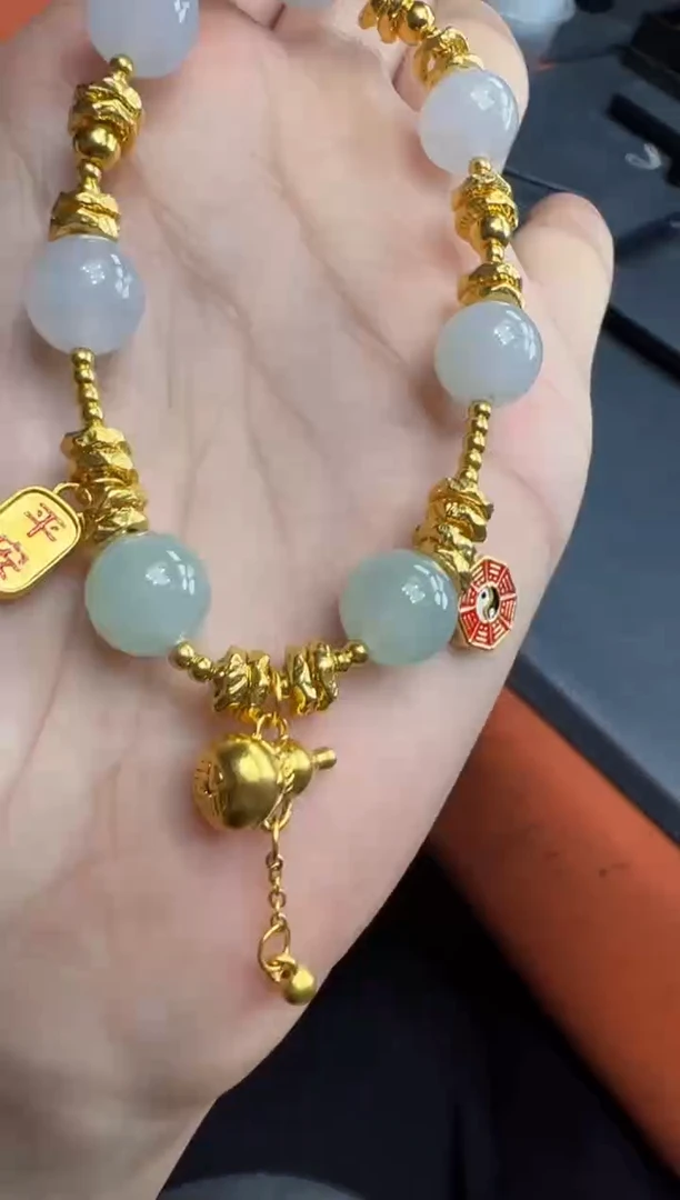 吊坠(赠链)18K金镶嵌翡翠勿拍