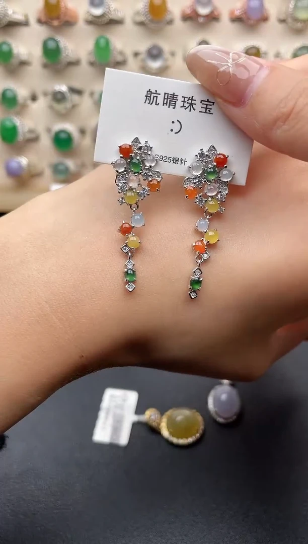 【闪购商品】翡翠戒指银S925镶嵌一物一证一礼盒