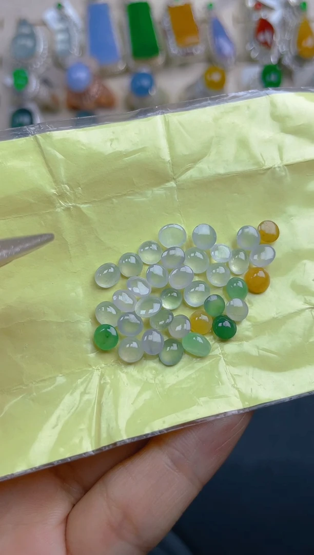未镶嵌定制翡翠天然翡翠蛋面22