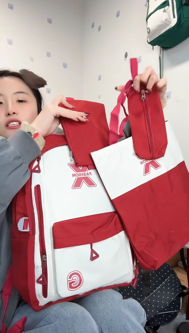 牛皮（革）学生双肩包