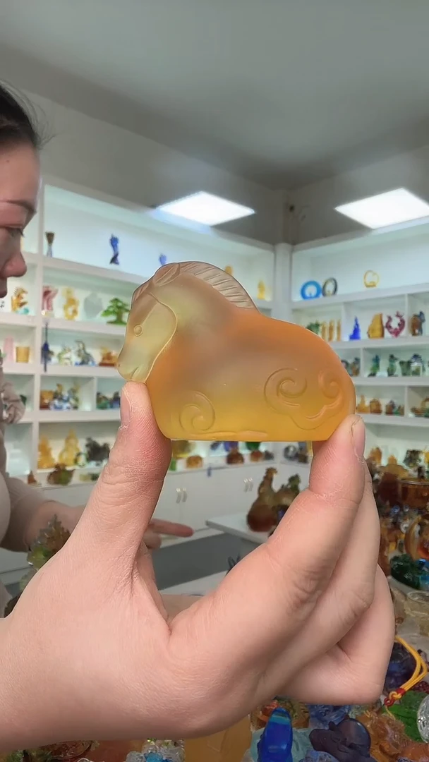 手工艺品琉璃马摆件