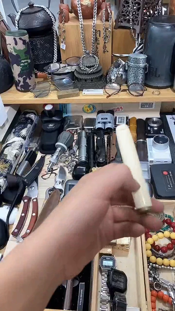 瓷片闪购商品  如图所示