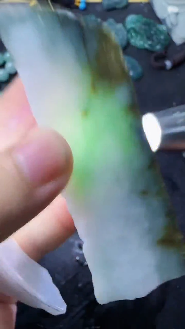 颈饰未镶嵌翡翠贝****马065