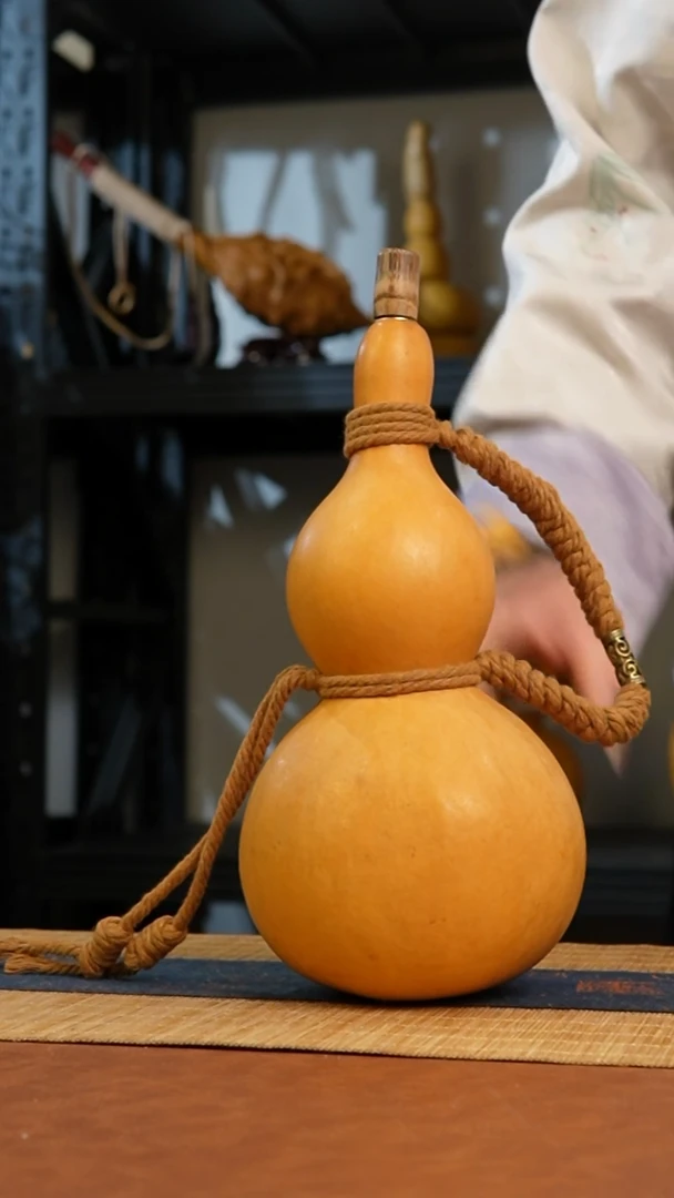 118号 天然热水酒葫芦 一物一拍（有瑕介意勿拍）