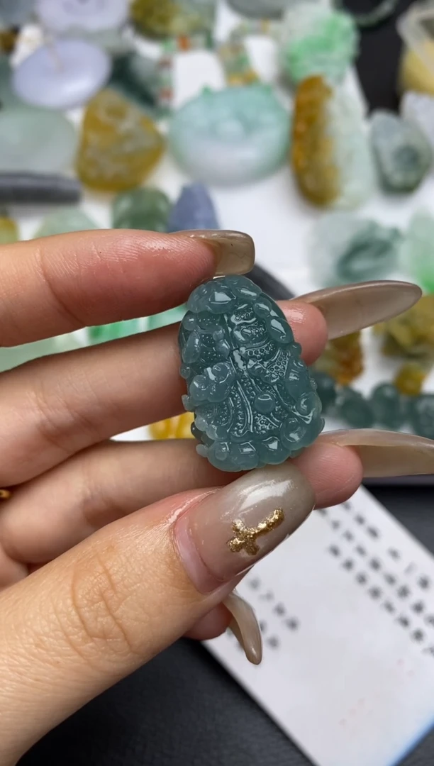 未镶嵌定制翡翠翡翠毛货~