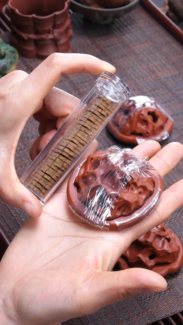 【闪购商品】紫砂香炉曾乔治 朱泥《太湖石香炉》