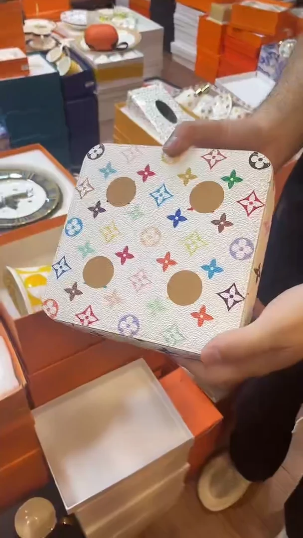 杯鸿辉家品牌瓷器，京东包邮！