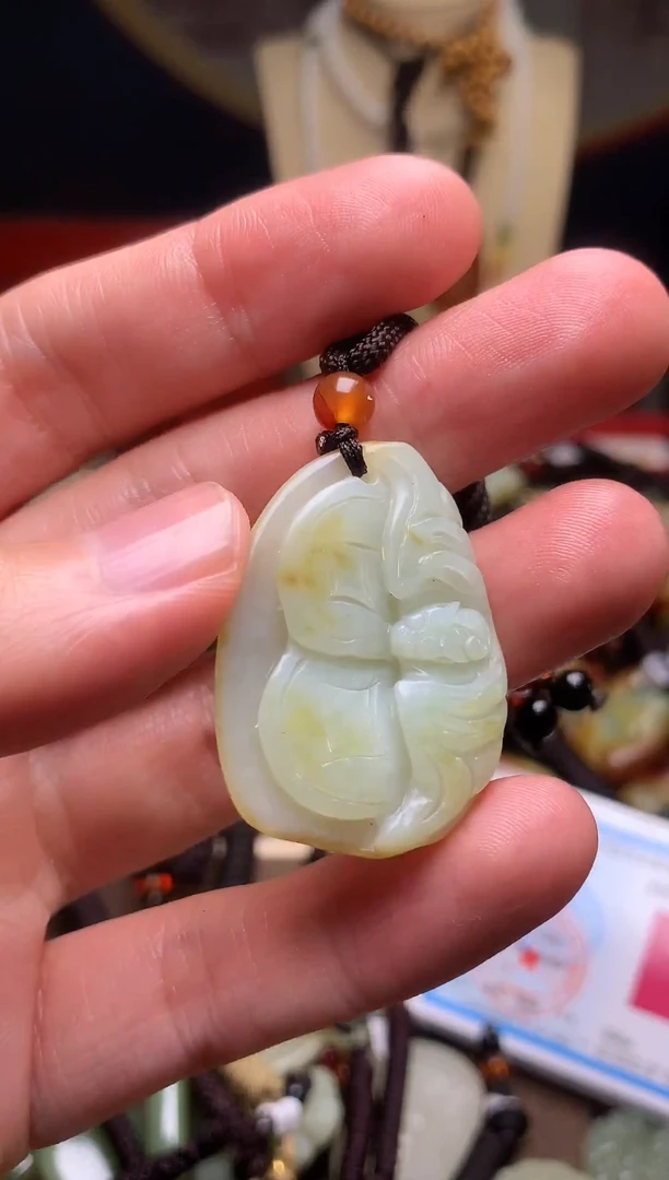 颈饰未镶嵌和田玉新疆料青海料清水和田玉吊坠