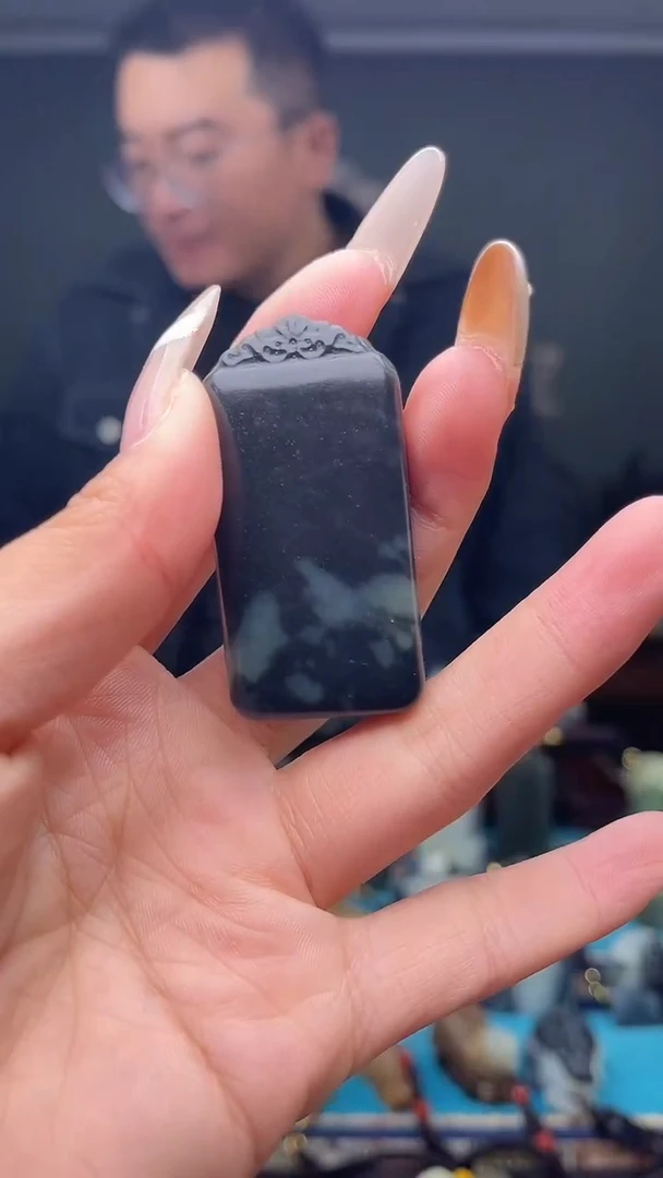 未镶嵌和田玉挂件1