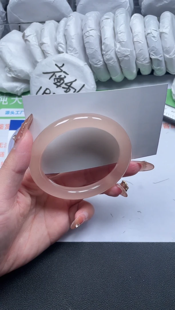 【闪购商品】石英质玉手镯未镶嵌48-56-5