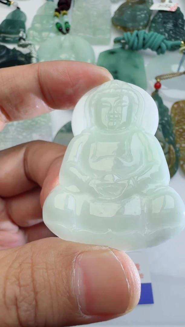 【闪购商品】翡翠颈饰未镶嵌多样性随机发其一