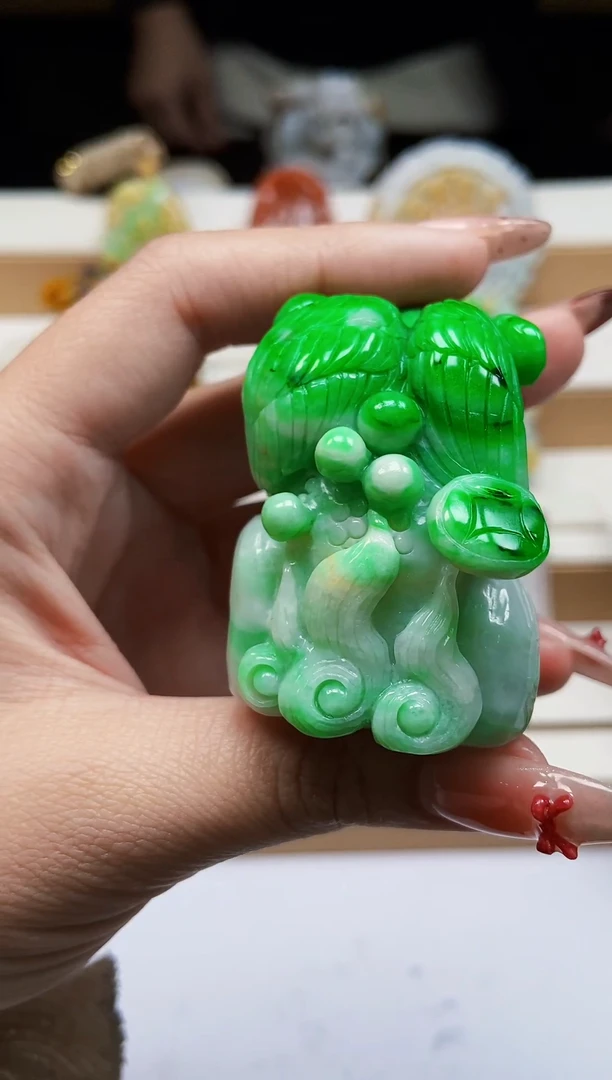颈饰未镶嵌翡翠翡翠A货