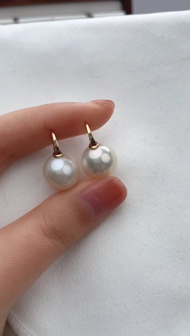 【闪购商品】淡水珍珠耳饰18K金镶嵌1