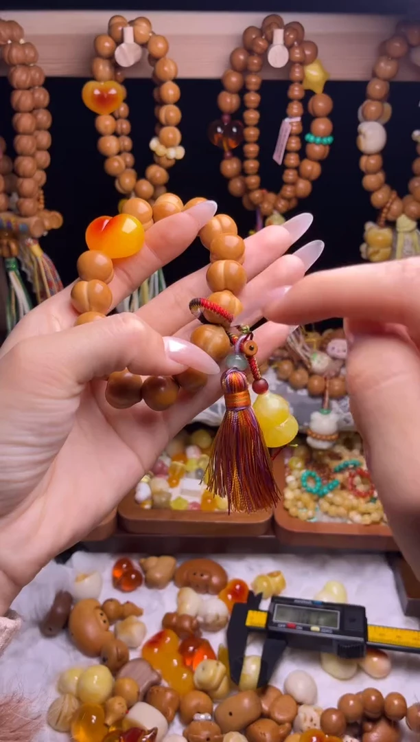 吊坠猴头核桃柯基福利款手串