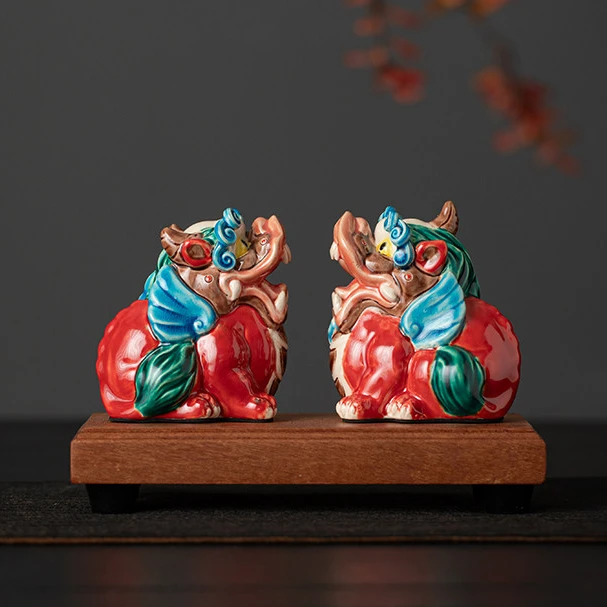 【吸财貔貅】故宫风陶瓷貔貅家居客厅玄关摆件可爱招财神兽办公礼物