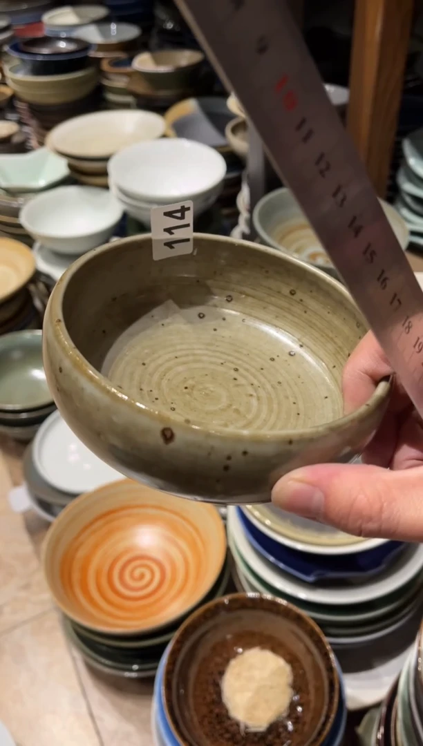 【闪购商品】瓷片114 燕麦高足米饭碗1个