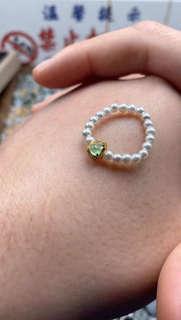 【闪购商品】翡翠颈饰未镶嵌哥哥