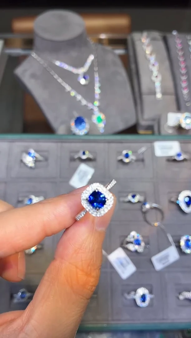 戒指蓝宝石18K金镶嵌【闪购】1.04ct/七天鉴赏