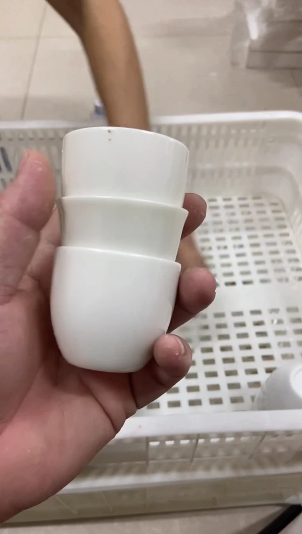 无运费险有瑕疵的摄影的产品有使用过的痕迹有点脏介意勿拍