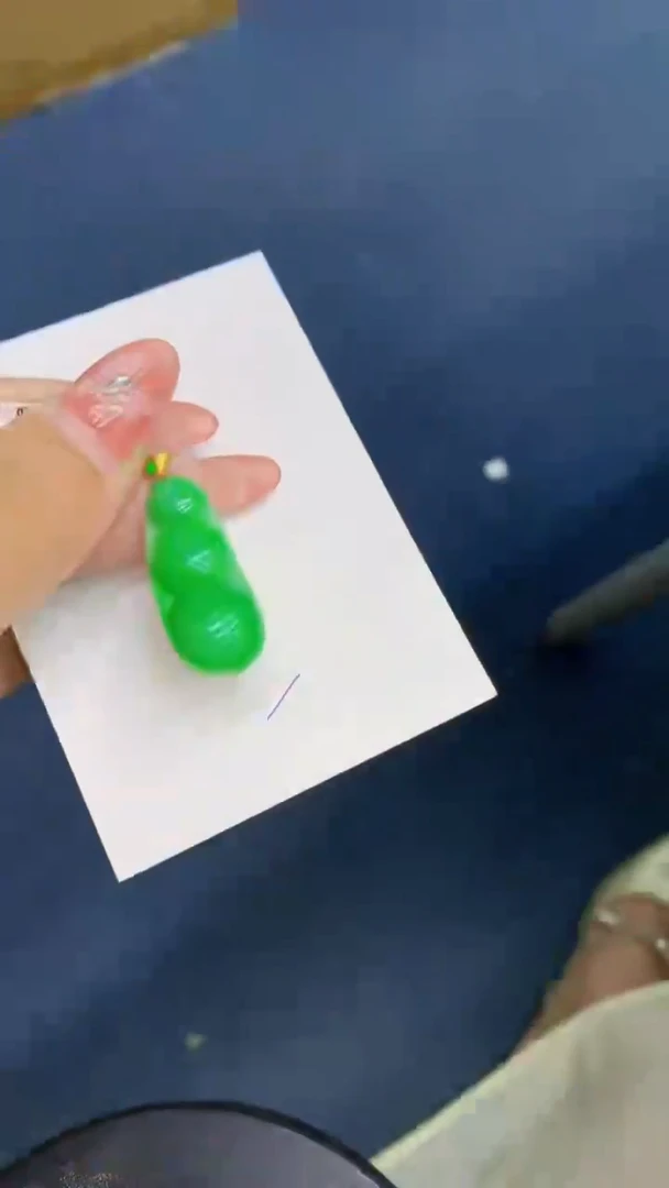 颈饰18K金镶嵌翡翠1