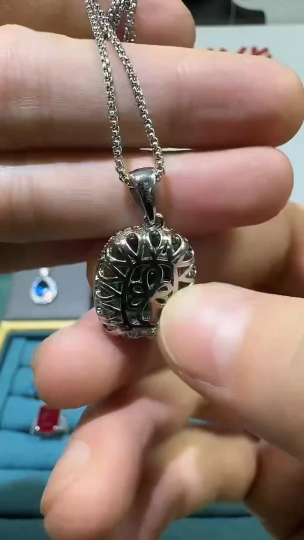 18K金镶嵌戒指祖母绿1