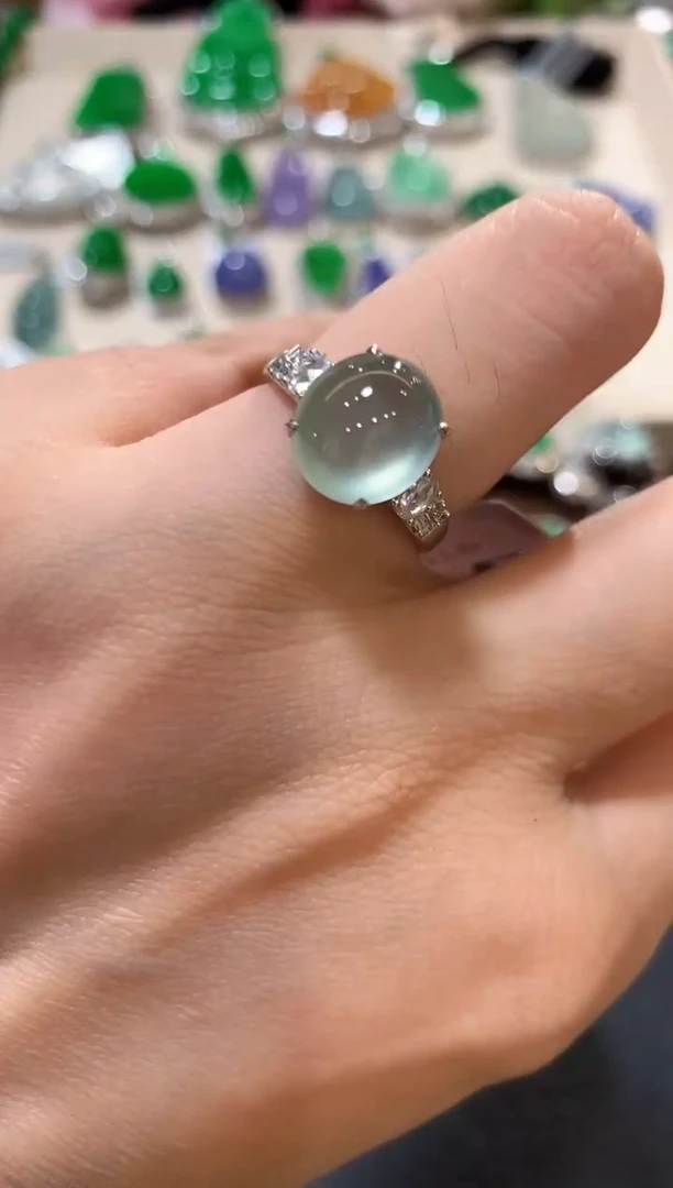 18K金镶嵌戒指翡翠m78