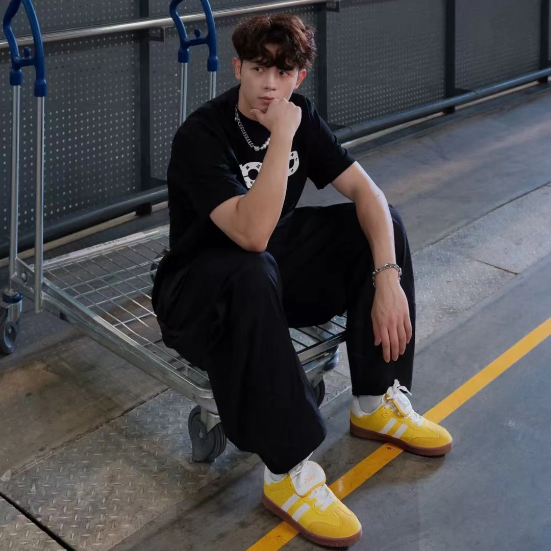 【朱志鑫同款】GOODBRAND 24SS 镂空LOGO彩钻发泡印花短袖T恤男女