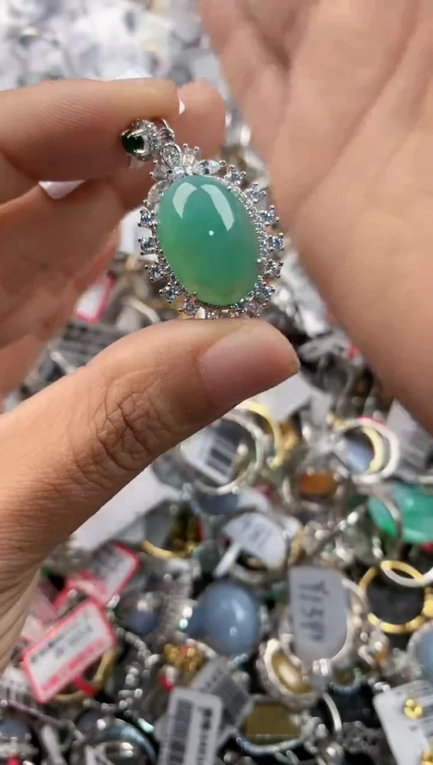 银S925镶嵌戒指翡翠555           6