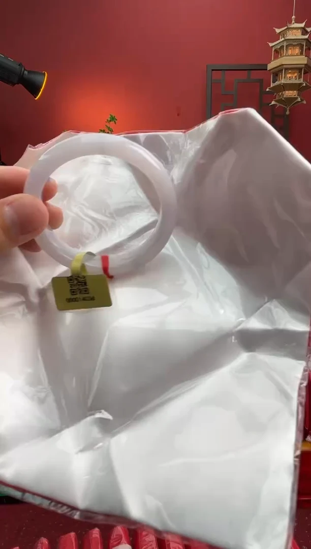 未镶嵌手镯翡翠翡翠手镯3