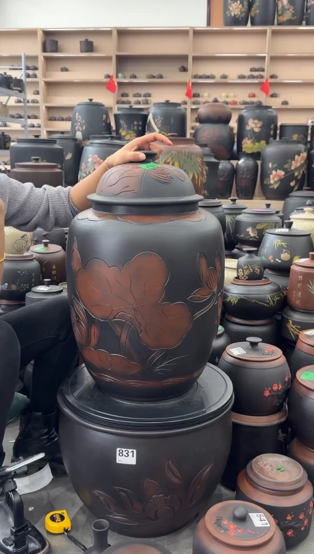 罐完品茶缸高52cm  102  荷花 将军