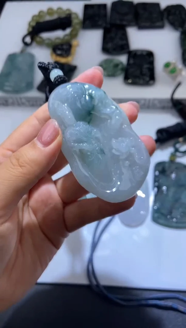 颈饰未镶嵌翡翠300392 多人