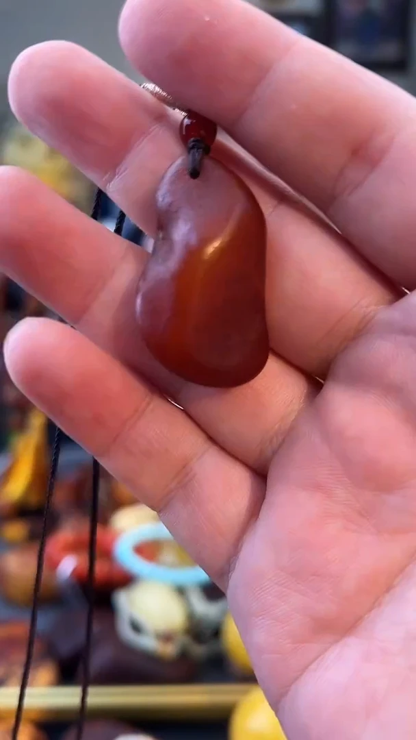 琥珀颈饰未镶嵌吊坠