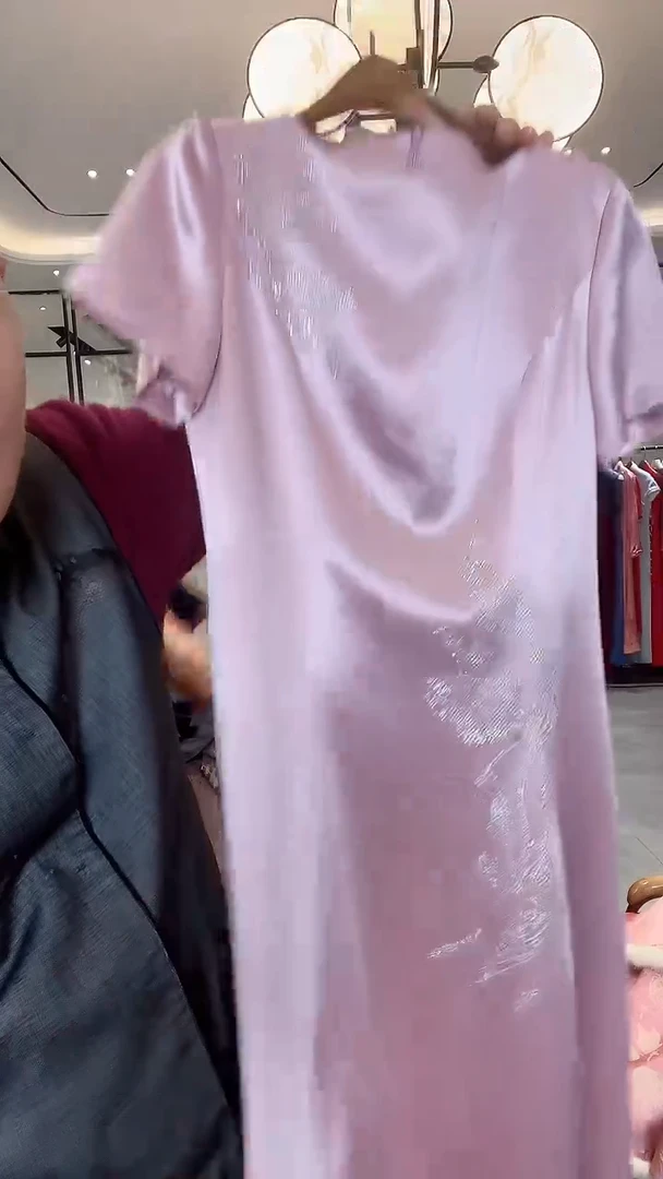 织绣微瑕 粉色醋酸定制款礼服 599 l码