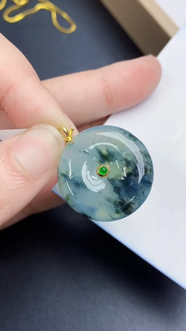 颈饰18K金镶嵌翡翠天然缅甸A货百元以上9元证书费自理