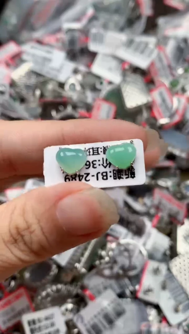 银S925镶嵌戒指翡翠天然A货缅甸翡翠
