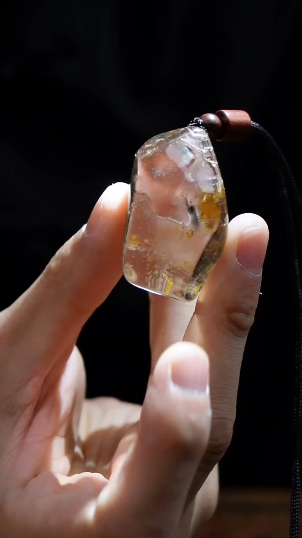 吊坠(赠链)未镶嵌水晶水晶
