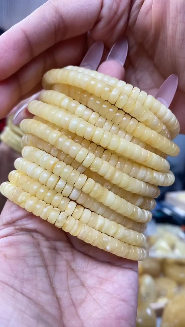 未镶嵌琥珀裸石天然琥珀蜜蜡多样性发一