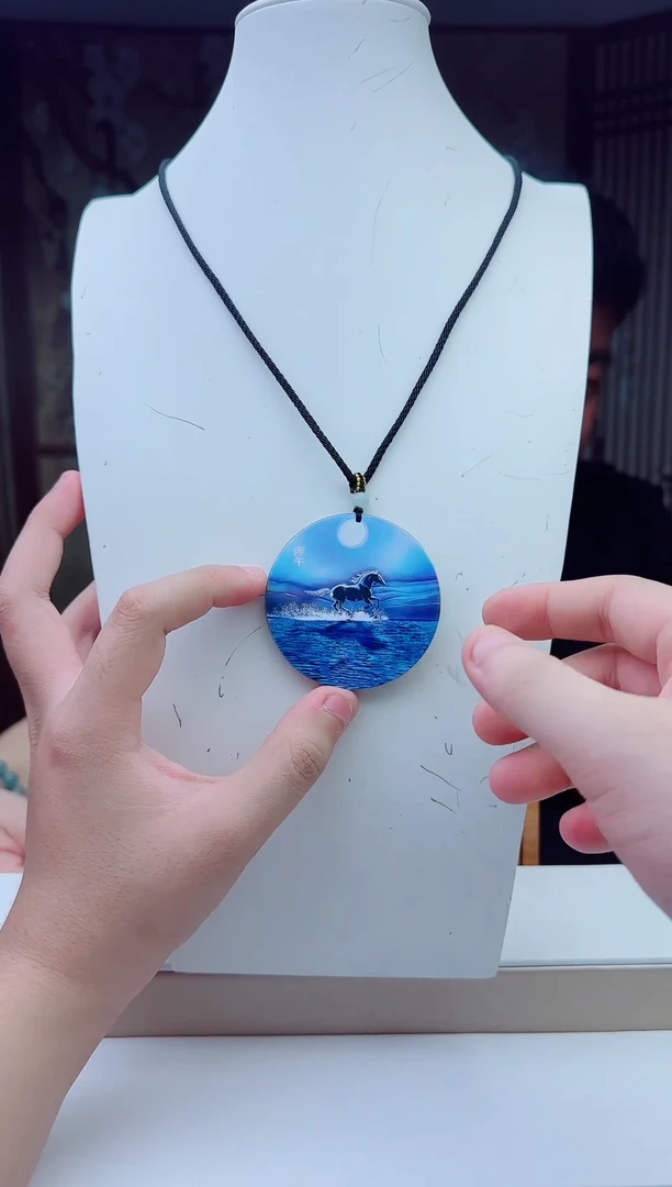 颈饰未镶嵌翡翠多样性发其一