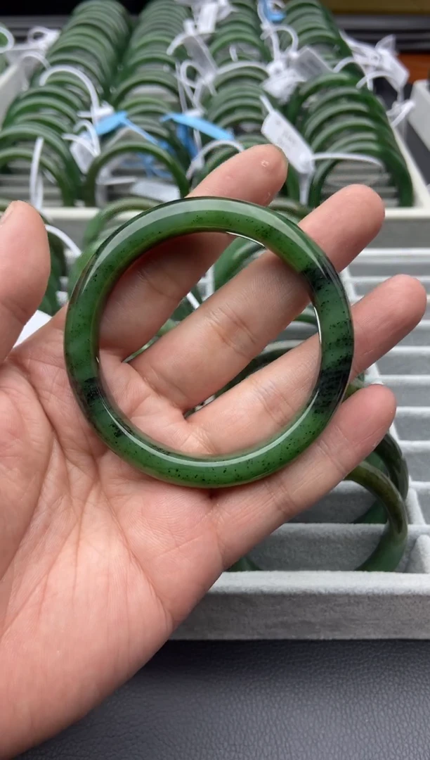 未镶嵌手镯和田玉（碧玉）01-59.6