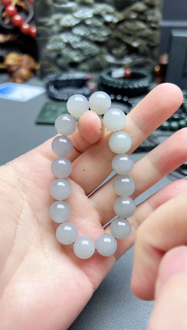 未镶嵌手链和田玉卡12高冰烟紫手串