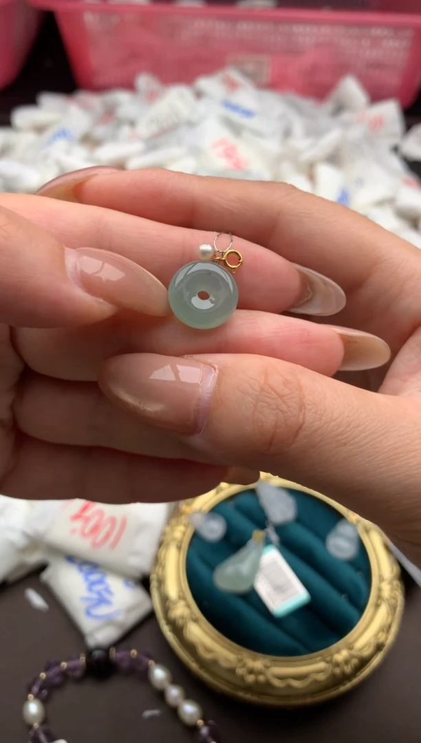 【闪购商品】翡翠挂件18K金镶嵌 一