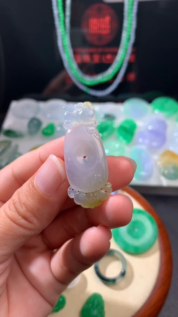 未镶嵌定制翡翠