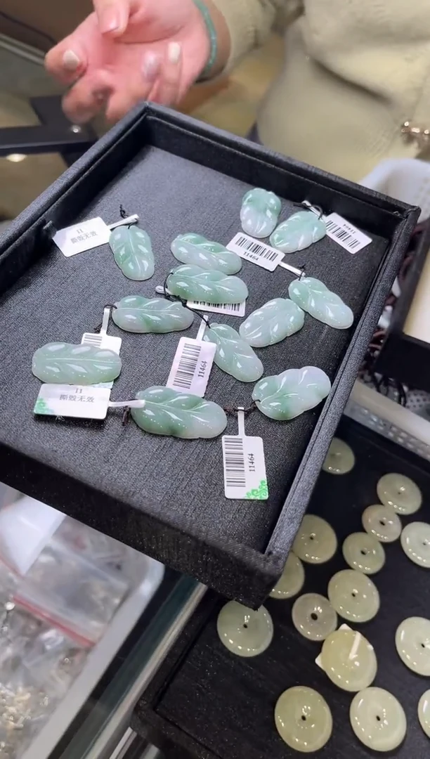 颈饰未镶嵌翡翠11464/多样性发一个