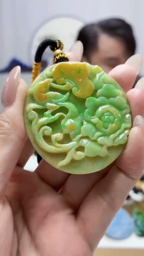 未镶嵌定制翡翠5060MM-毛货挂件12