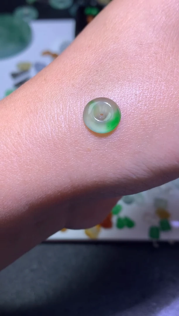 未镶嵌定制翡翠宣*毛货