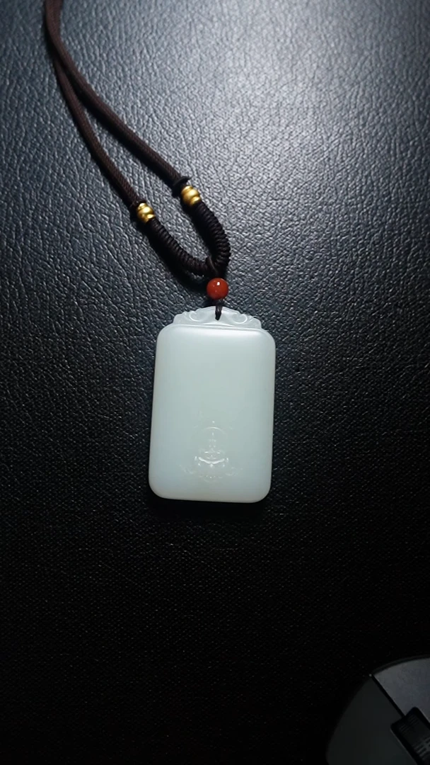 颈饰未镶嵌和田玉无事牌