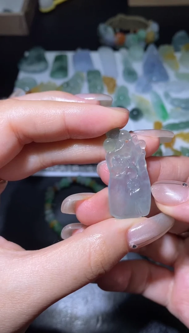 【闪购商品】定制翡翠未镶嵌翡翠毛货~