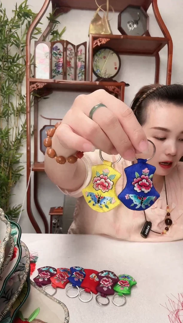 刺绣吊坠双面非遗