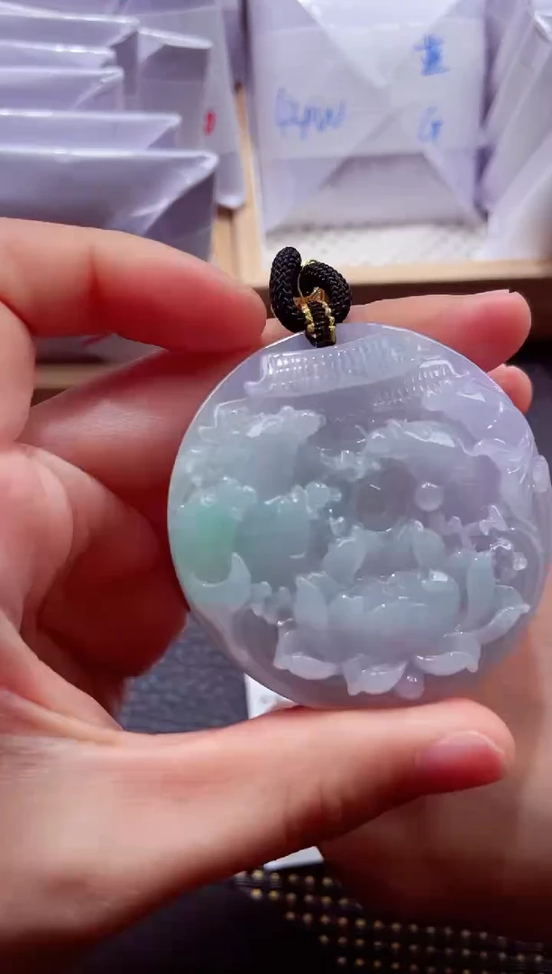 颈饰未镶嵌翡翠 000111