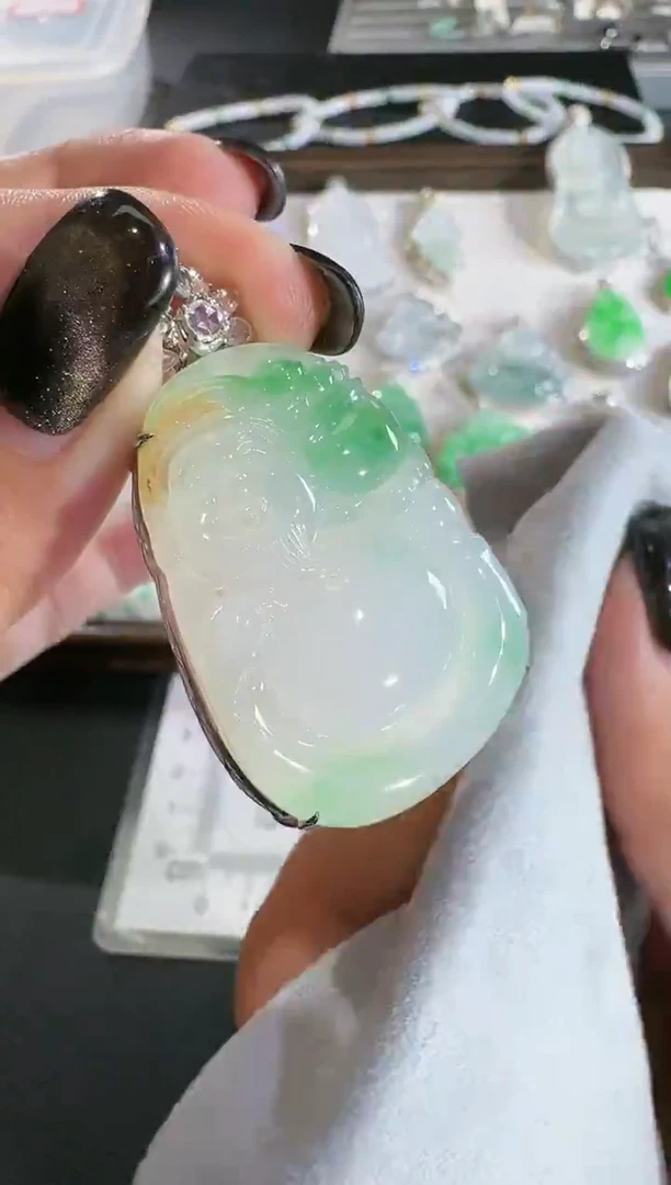 吊坠(不含链)18K金镶嵌翡翠【源头工厂】钻石镶嵌